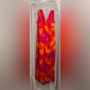 Vintage Hilo Hattie Barkcloth V Neck Empire Waist Hibiscus Floral Maxi Dress